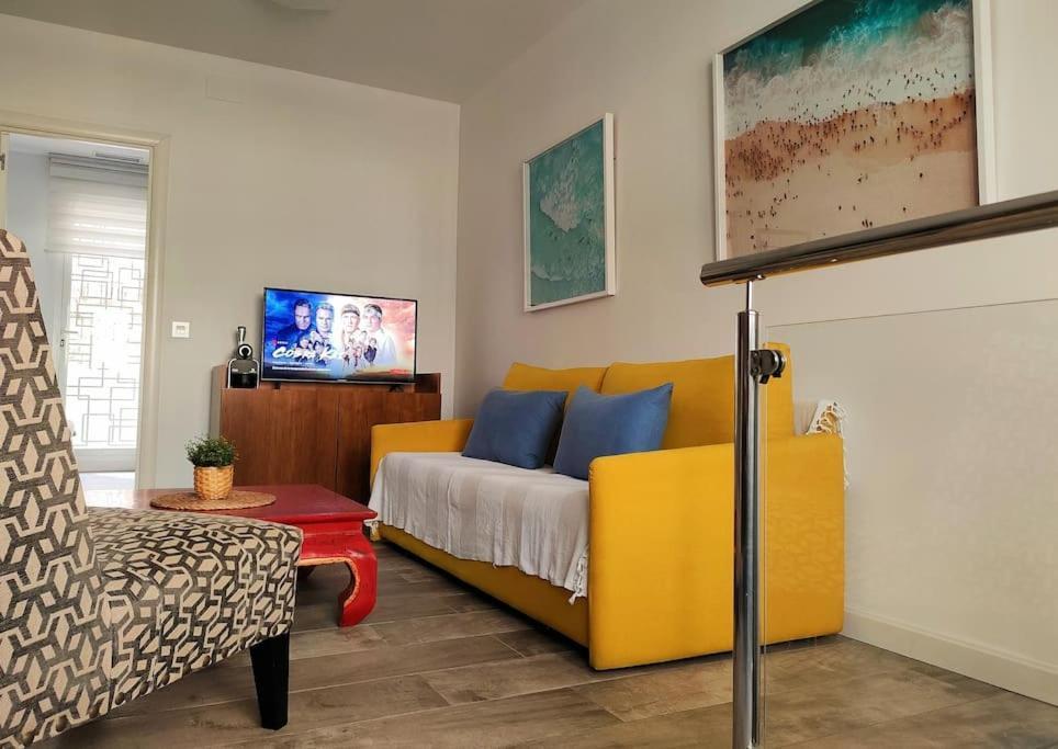 טורמולינוס Jos'S House. Thai Loft 50Mt To La Carihuela Beach מראה חיצוני תמונה