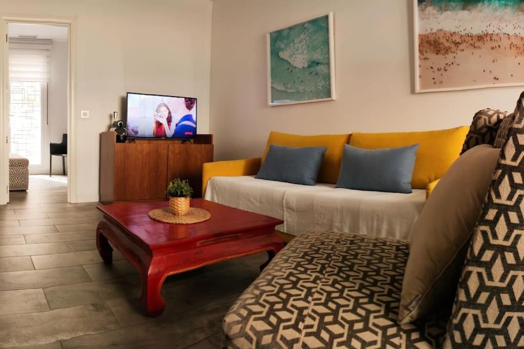 טורמולינוס Jos'S House. Thai Loft 50Mt To La Carihuela Beach מראה חיצוני תמונה